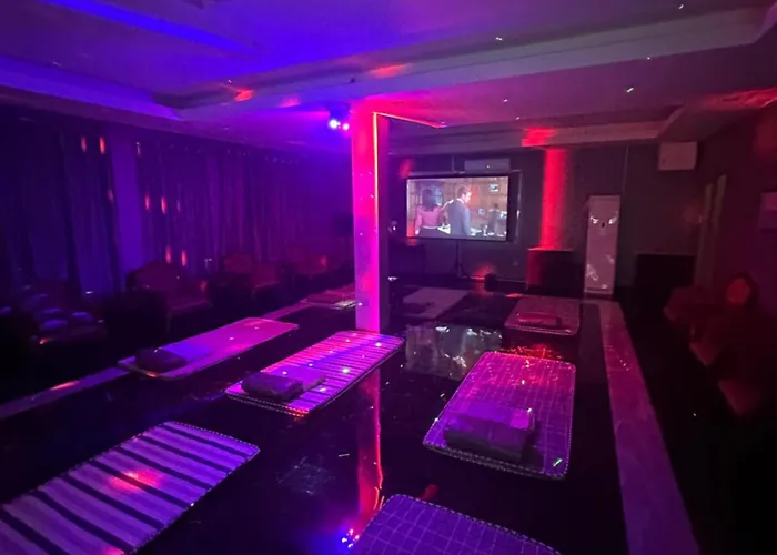 Jjimjbang Kapselhotel *